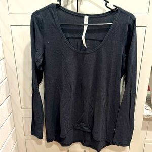 Lululemon Dark Heather Gray Long Sleeve Tshirt